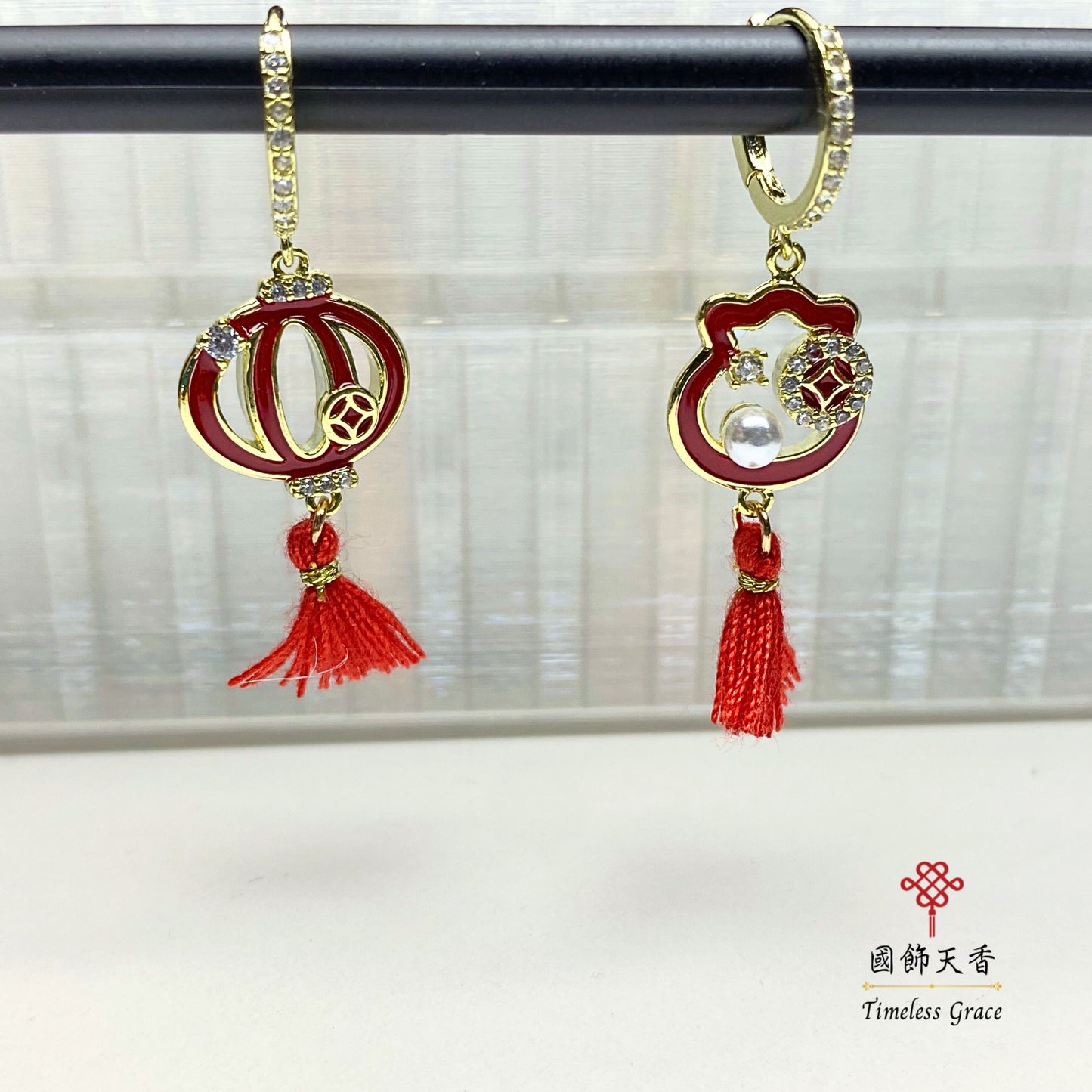 TimelessGrace red earring