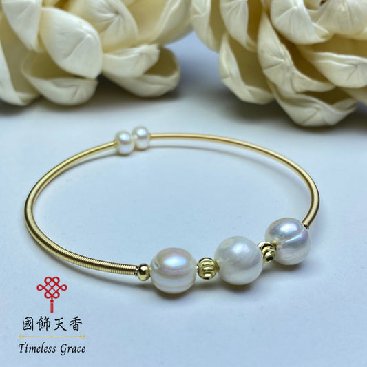 天然巴洛克淡水珍珠金屬繞絲手鐲(三珠款)